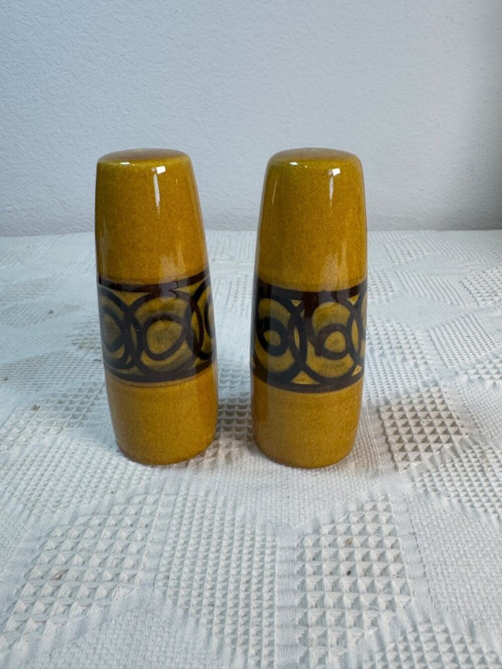 Vintage Brixham Pottery Ceramic Salt & Pepper Shakers Yellow Brown Pattern 1970s